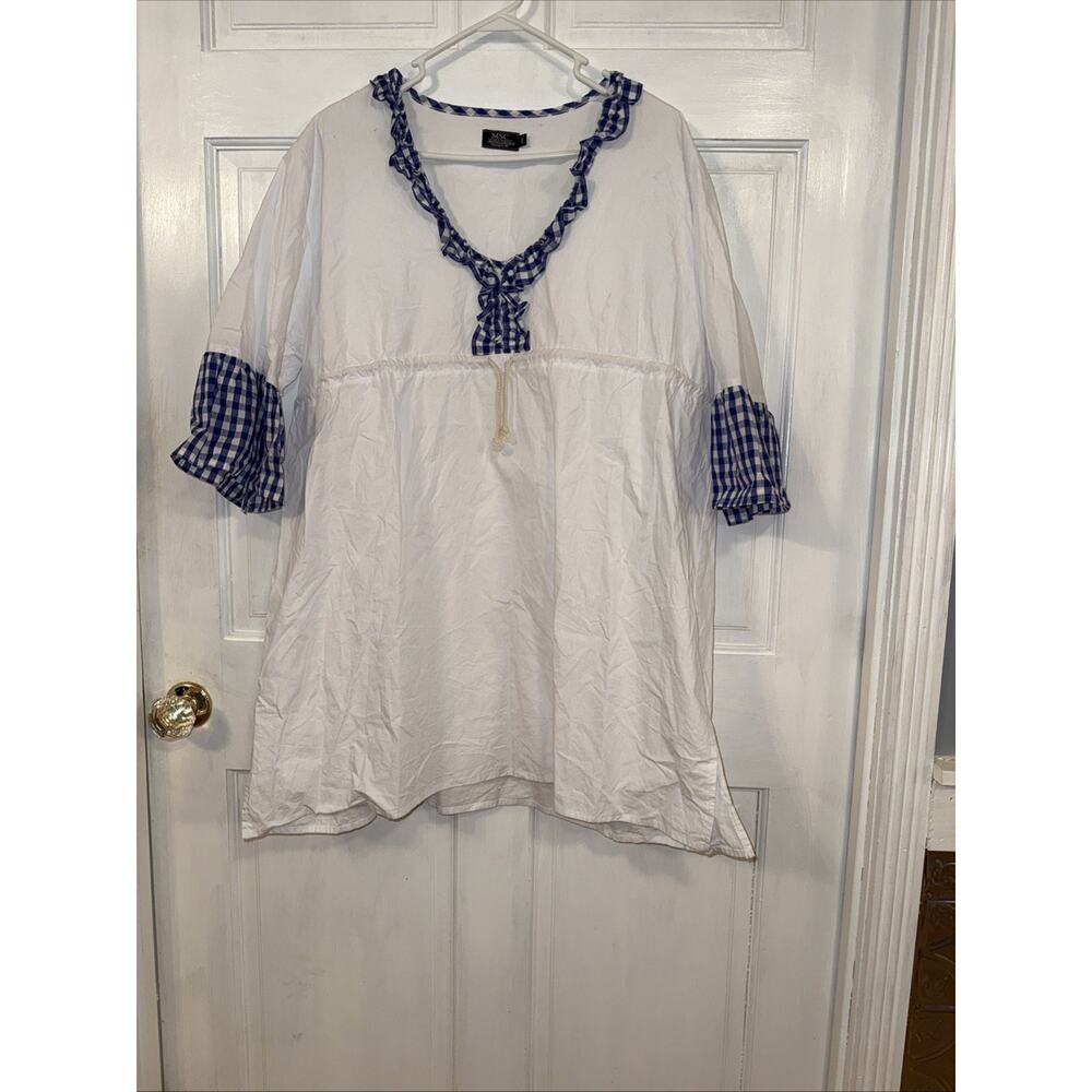 Women’s MSC white tunic with blue and white gingham trim Size M/L